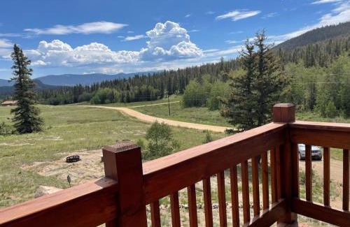 Indian Mountain Casa | Stunning Secluded Mtn Getaway, Picturesque Views
