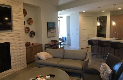 Ivins Casa | Stunning Snow Canyon Views from this Private Location in High End Community