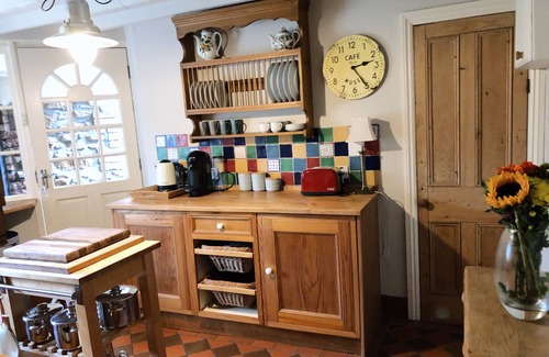 Tenby Casa | Stunning & spacious house in central Tenby