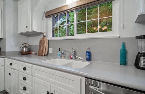 Medford Casa | Stunning Spanish-style home is a true architectural gem - 4 bdrm 2 bth