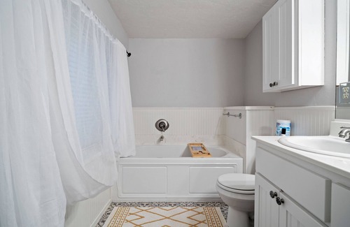 Medford Casa | Stunning Spanish-style home is a true architectural gem - 4 bdrm 2 bth