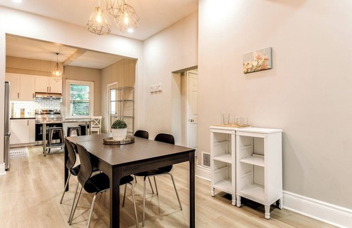 Palmerston - Little Italy Casa | Stunning Stay In Little Italy 2 Bedroom