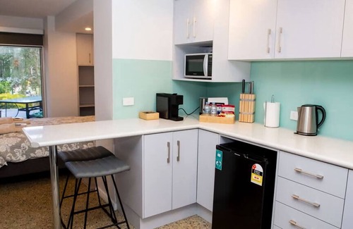 Surf Beach Apartamento | Stunning Studio by The Beach Surf Beach