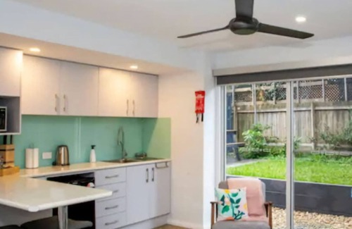 Surf Beach Apartamento | Stunning Studio by The Beach Surf Beach
