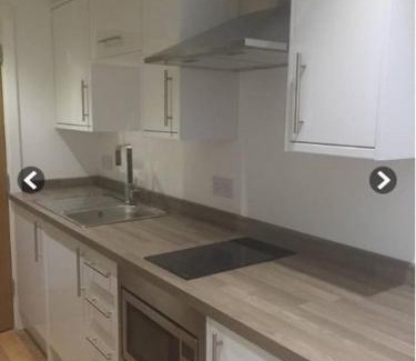 Banstead Apartamento | Stunning Studio2, Banstead with free off st parking