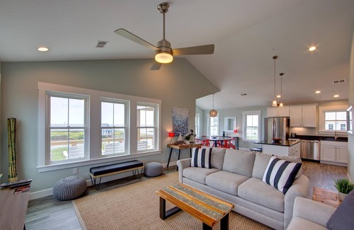 Salvo Casa | Stunning sunsets, private harbor, beach walks, fishing from the pier.