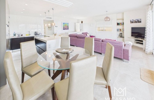 Diputación de Rincón de San Ginés Apartamento | Stunning Three Bedrooms in Los Olivos