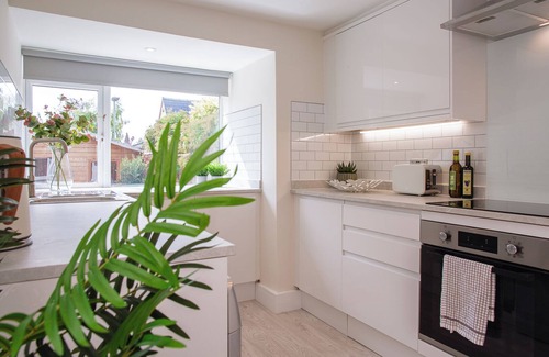 Cheltenham Casa | Stunning Townhouse with Large Garden