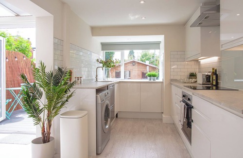Cheltenham Casa | Stunning Townhouse with Large Garden