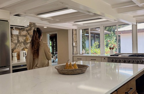 Fort Myers Casa | Stunning Tropical Home w/Fire Pit, Chef Kitchen 5 Mins Historical River District