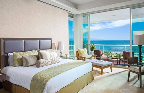 Nuevo Vallarta Complejo | Stunning two bedroom with a terrace and plunge pool on a private balcony.