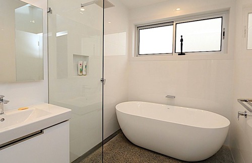 Dee Why Casa | Stunning ultramodern home overlooking beautiful beach