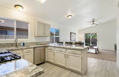 Dove Mountain Casa | Stunning Vacation Home - Trails, Golf & Dining!