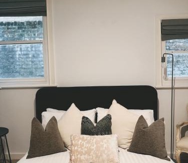 Hove Apartamento | Stunning Victorian Mansion Apartment - Hosted by StaySejour