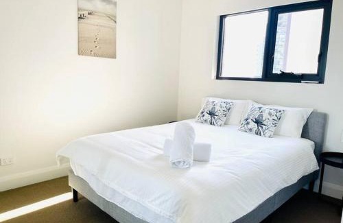 Rhodes Apartamento | Stunning view 2bed 2bath Condo (Parking, WiFi)