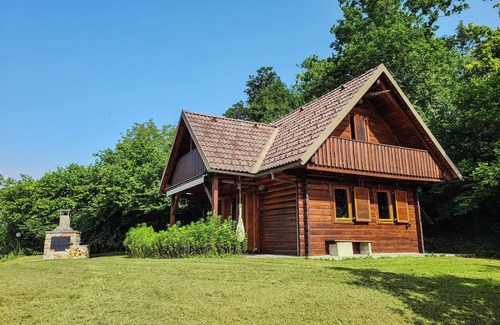 Bled Cabaña | Stunning view cottage with AC and WiFi in lovely village next to lake Bled
