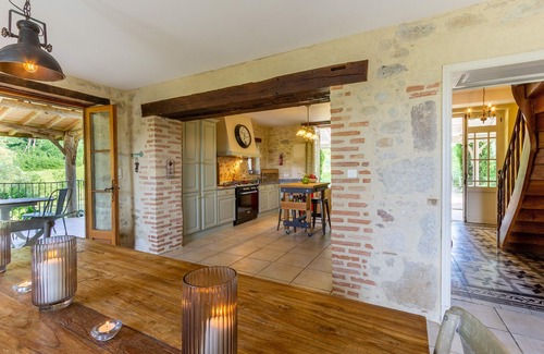 Sainte-Colombe-de-Duras Villa | Vista al valle, piscina climatizada, ubicación tranquila, a pie de cata de vinos