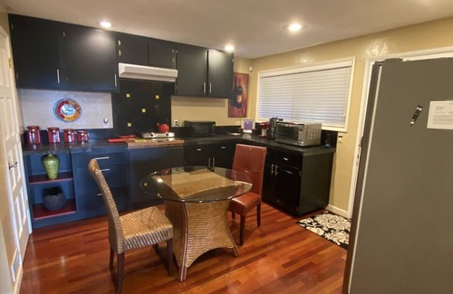 Central Oregon Apartamento | Stunning Views, 2BR 2BA convenient to Hayward Field