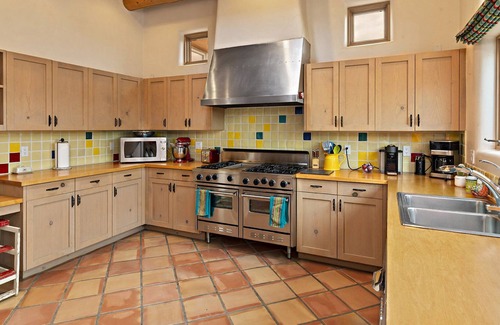 Santa Fe Casa | Stunning views| 3 Patios| Private and Secluded| Easy Access to Trails