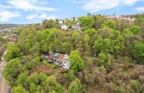 South Side Casa | Stunning views from stylish 3-bedroom home