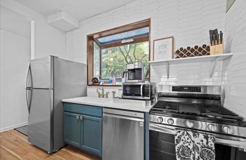 South Side Casa | Stunning views from stylish 3-bedroom home