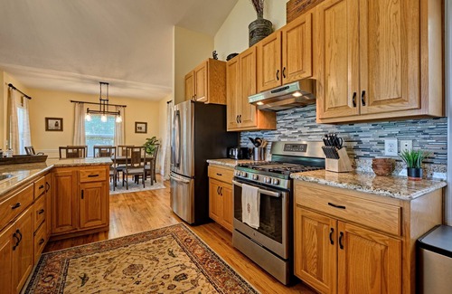 Sky Valley Casa | Stunning views,game room,huge decks,community pool & Golf