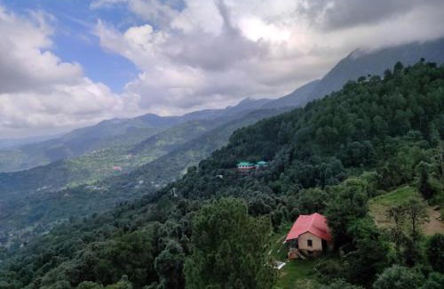 Shoghi Apartamento | Stunning Views, Jujurana Homestay Shoghi ! 3 Apartments Near Simla