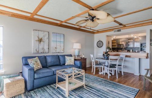 Oceanmarsh Subdivision Casa | Stunning Views - Pool and Ocean Views - Harbor Island Beach House