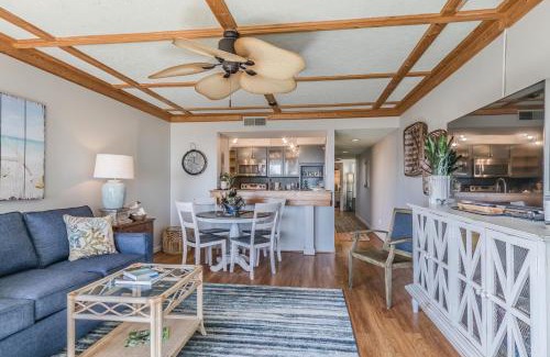 Oceanmarsh Subdivision Casa | Stunning Views - Pool and Ocean Views - Harbor Island Beach House