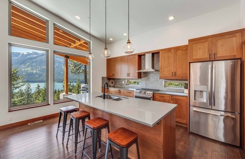 Cle Elum Casa | AHORRA 25% AHORA - Private Modern Mountain Home | Vistas increíbles | Bañera de hidromasaje