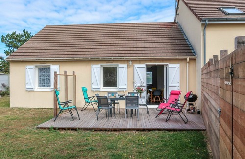 Denneville Casa | Maravillosa casa de vacaciones para 4 personas con WIFI, TV, terraza y mascotas permitida