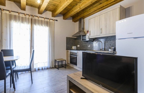 Olocau del Rey Villa | Estupenda casa de vacaciones con WIFI, TV, balcón, mascotas permitida y vista panorámica