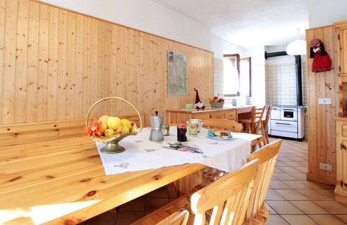 Pieve Tesino Casa | Preciosa casa de vacaciones para 7 personas con WIFI, mascotas permitida y vista panorámica
