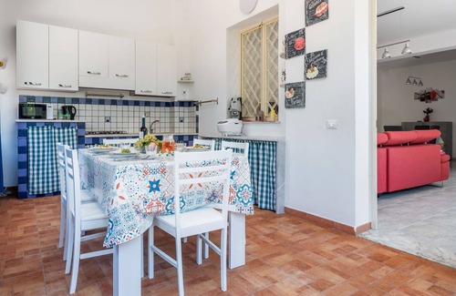 Misilmeri Casa | Estupenda casa de vacaciones con piscina privada, A/C, WIFI, TV, terraza y mascotas permitida