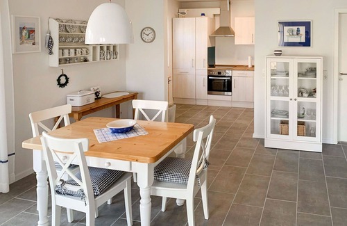 Ditzum Casa | Estupenda casa de vacaciones para 4 personas con WIFI, TV, terraza y aparcamiento