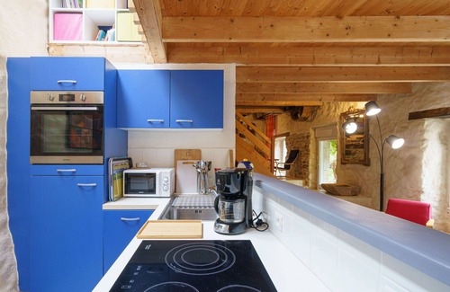 Plovan Casa | Preciosa casa de vacaciones para 6 personas con WIFI, TV y terraza