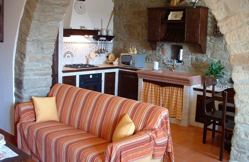 Cortona Villa | Maravillosa casa de vacaciones con WIFI, piscina, TV, vista panorámica y aparcamiento