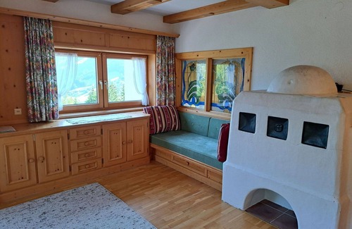 Hainzenberg Casa | Maravillosa casa de vacaciones para 12 personas con TV, balcón y aparcamiento