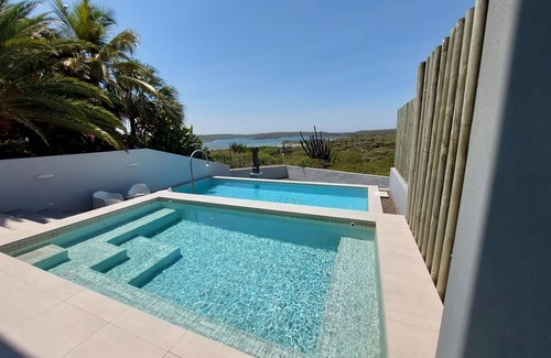 Willemstad Villa | Impresionante villa a estrenar con vista!