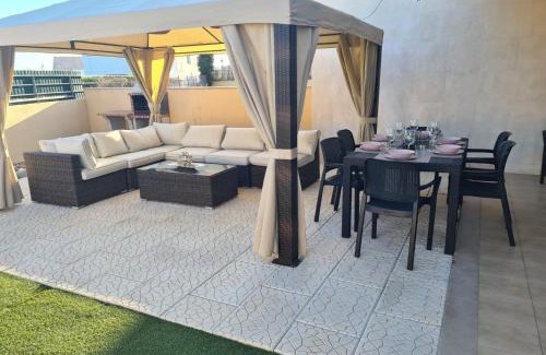 Mosqueira Villa | Stunning Villa with Pool
