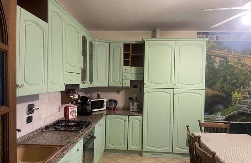 Castelnuovo Villa | Casa de vacaciones con jacuzzi, A/C, sauna, WIFI, TV, patio, mascotas permitida, vista panorámica