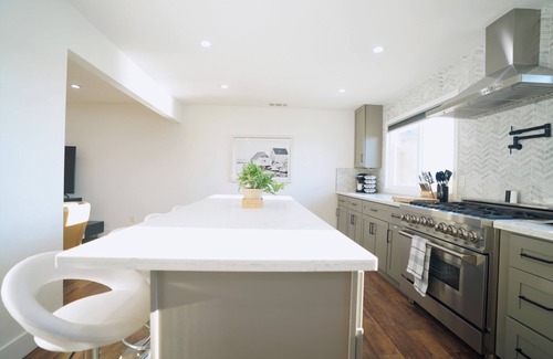 Discovery Bay Casa | Stunning Waterfront 3BR Retreat in Discovery Bay