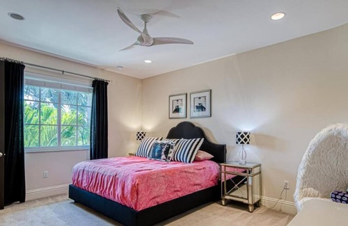 Pompano Isles Casa | Stunning Waterfront Paradise Home in Pompano Beach