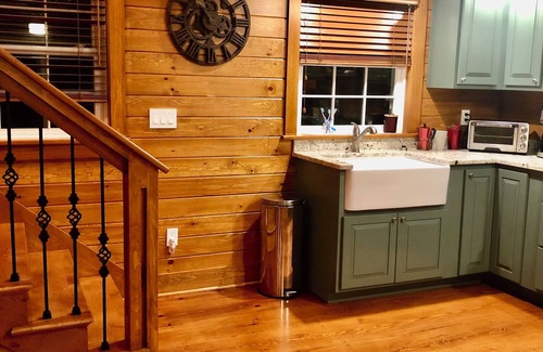 Lincolnville Casa | STUNNING WATERFRONT HOME ON PITCHER POND - LINCOLNVILLE. 3 bedrooms, 3 baths!