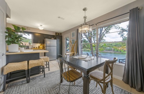 Marble Falls Casa | Stunning waterfront views, Walking distance to many restaurants