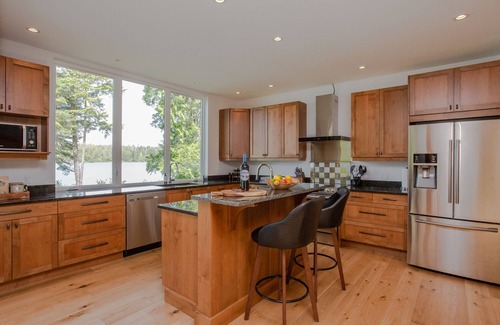 Tofino Casa | Nueva casa de lujo frente al mar impresionante costa oeste