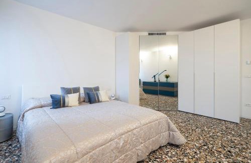 San Polo Apartamento | Stupendo Luxury Apartment Canal & Garden View