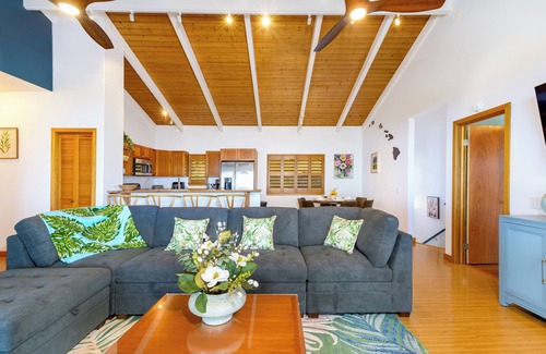 Kona Palisades Casa | STVR Home - Kona’s Cozy Retreat - 4Bd/3Bath/Sleep 12/Pool with AC