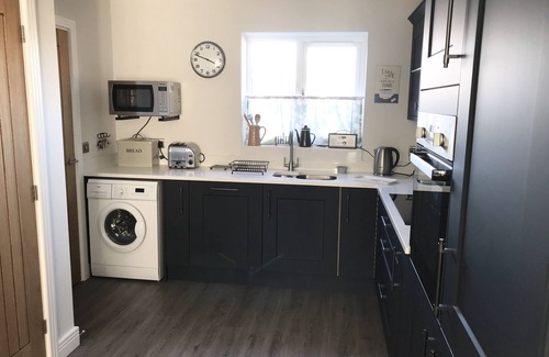 Scawton Casa | Styfel Cottage Stillington perfect village location with off-street parking ❤️ ❤️