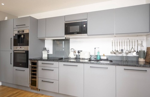 Deptford Apartamento | Style & comfort in heart of SE8 Deptford London | Pass the Keys